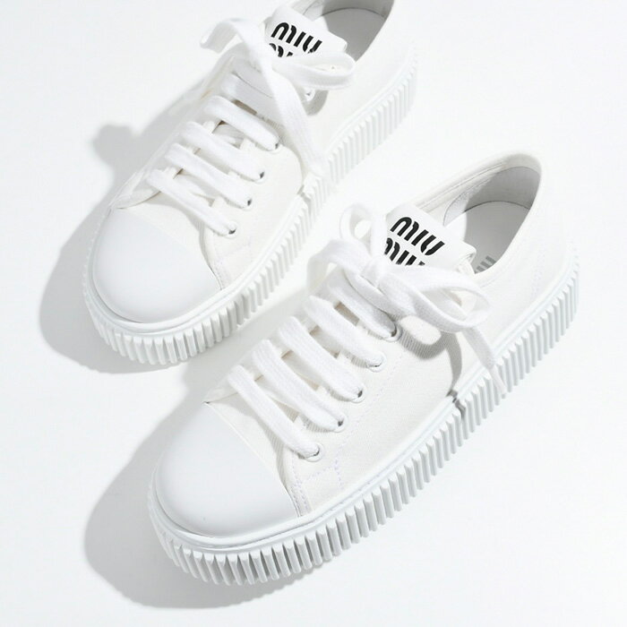 【MAX15,000円OFFクーポン配布中】MIU MIU ミュウミュウ シューズ 靴 デニムスニーカー 5E889 3ARS レディース BIANCO ホワイト デニム スニーカー ロゴ シンプル 人気 おすすめ ギフト プレゼントのサムネイル