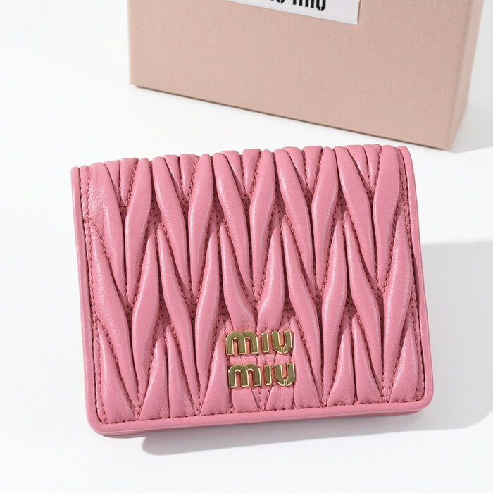 【P5倍&8/5限定エントリー必須！2人に1人最大全額ポイントバック】MIU MIU ミュウミュウ 財布 ミニ財布 マテラッセ レザー WALLET 5MV204 2FPP レディース ピンク グリーン ベージュ レザー 2つ折り財布 スリム コンパクト シンプル 人気 プレゼント おすすめのサムネイル