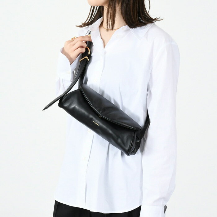 JILSANDER ジルサンダー バッグ ショルダーバッグ スモール ショルダーバッグ カンノーロ CANNOLO PADDED J07WD0076 P6569 ブラック 黒 レザー エンボスロゴ 人気 おすすめ ギフト プレゼントのサムネイル