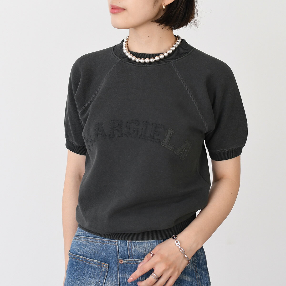 MAISON MARGIELA メゾン マルジェラ トップス カットソー ショートスリーブ スウェットシャツ S51GU0136 M25016 レディース ブラック コットン ロゴ 刺繍 クルーネック 半袖 0717st4のサムネイル