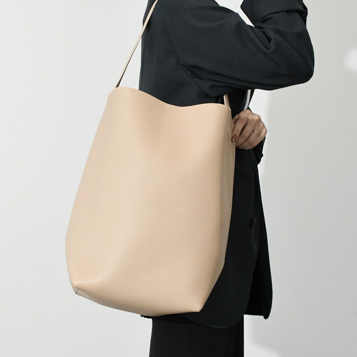 【MAX10,000円OFFクーポン配布中】THE ROW ザ ロウ バッグ 鞄 トートバッグ W1273 L83 Large N/S Park Tote レディース ベージュ ショルダーバッグ 大容量 A4収納 レザー 人気 おすすめ プレゼントのサムネイル