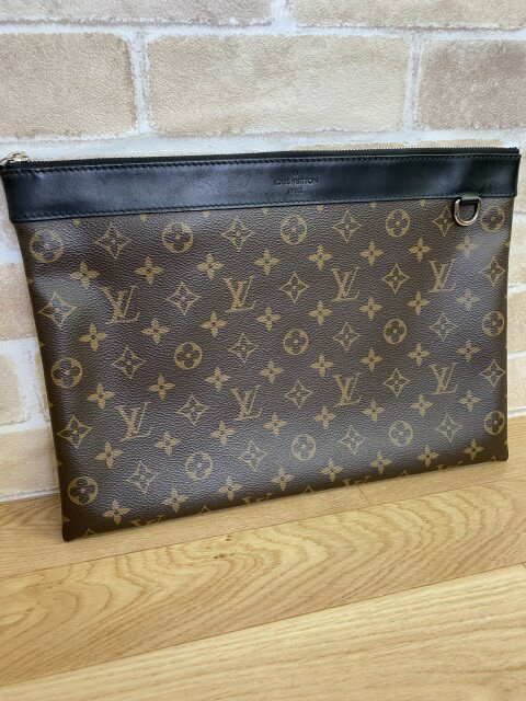 【中古】 LOUIS VUITTON ルイウ゛ィトン クラッチ モノグラム　M69411 ブラウン 33840822