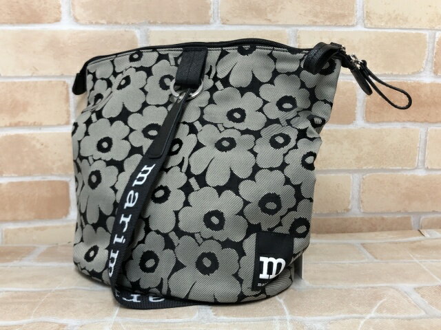 【中古】 タグ付 marimekko マリメッコ キャリーオール ウニッコ ショルダーバッグ 52249-2-93322 グリーン系 111437229