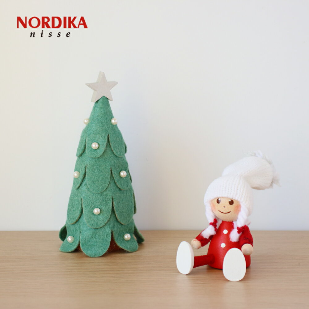 Rakuten - NORDICA （ ノルディカ ）ぺたんこ座りの女の子　サイレントナイト【 北欧 クリスマス 飾り 木製 人形 幸福を運ぶ 妖精 nisse 】