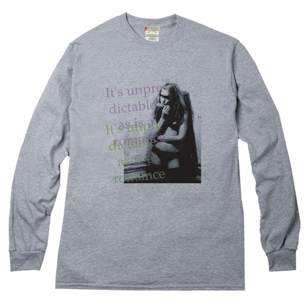 ガールズフォト 憂いを感じさせる ファッションフォト ロングTシャツ