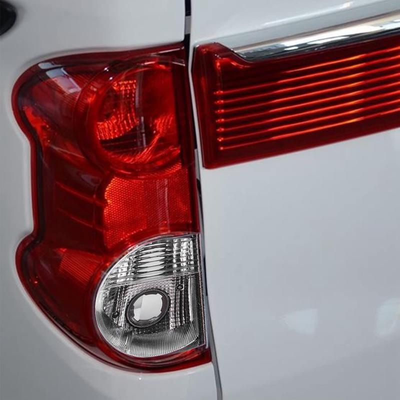 テールライト リアブレーキランプ リアブレーキストップライト 車用テールライト 高輝度左右リアブレーキストップライト テールランプ アッセンブリ NV200用