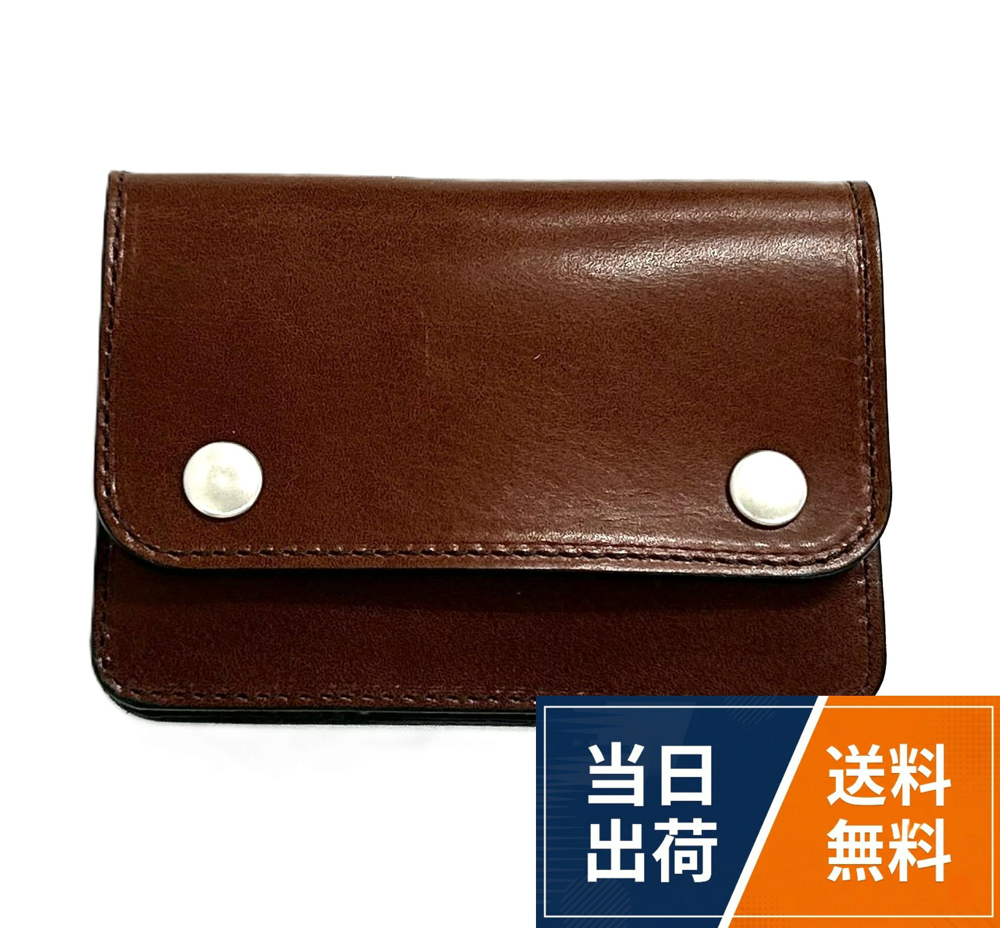 ■ 仕様 サイズ：約 縦9.0cm × 横12.5cm × 厚み3.0cm 札入れ：2箇所 カード入れ：2箇所 小銭入れ：1箇所 素材：栃木レザー（牛革） ※中の仕切り部分パーツ合成皮革 生産国：日本[HANG OVER] 栃木レザー ミニトラッカーウォレット ハーフウォレット コンパクト財布 WT25-802 / カジュアル