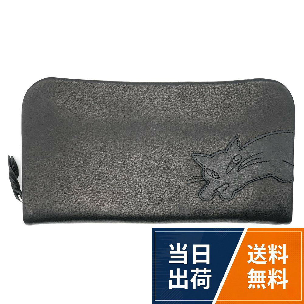 素材：牛革、レーヨン。サイズ：約H110×W205×D35mm。本体ファスナー開閉。ポケット×4　カードポケット×20　ファスナーポケット×1　ファスナー小銭入れ×1。わちふぃーるどの革工房が長年作り続けている、わちふぃーるどの定番「やわらかチップ」が、さらにしっとりとした質感のソフトな牛革を使って「すごくやわらか」になりました。 使い始めからしっくりくる手ざわりの気持ちよさをご堪能ください。 内装は丈夫なレーヨンシャンタン生地。 シックな黒革に、開けると中の黄色い生地が見える色合いのコンビネーションも素敵です。 このラウンドファスナー長財布は、「やわらかチップ」の代名詞的存在です。 がばっと開く中身は一目で見渡せ、収納力もぴかいち。カードポケットはなんと20。 中央のファスナー小銭入れも、開くとマチ付きなのでとても見やすいです。 ちなみにチップとは、ダヤンの影。 ダヤンと同じく、好奇心旺盛な性格をしています。[わちふぃーるど] 猫のダヤン ダヤン 本革 すごくやわらかチップ長財布 黒 / ファスナー式 / 長財布
