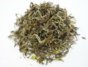萌黄色の茶葉は大きくふんわりしており、シルバーチップが多く含まれています。 茶殻も丁寧に摘み取られた新芽がそのままの形で表われ美しい形状です。 淹れたては軽やかなフルーティーな香りですが、 冷めると柔らかなとろみがあり、上品で深い味わいの紅茶です。 名称 紅茶 原材料 紅茶 原産国 インド 内容量 80g (20g x 4袋) 賞味期限 製造日より2年（商品ラベルに記載） 保存方法 高温多湿をさけて保存してください。 製造者または販売者 株式会社セレクティー 静岡県静岡市葵区葵町49