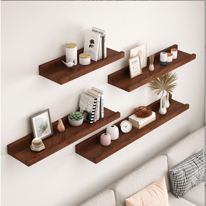 商品名：ウォールシェルフカラー：カーキ、コーヒーの色外形寸法：12*30cm12*60cm12*90cm15*30cm15*60cm15*90cm★ホワイト、カーキ、コーヒーの色からお選びできます商品説明?ロング から ショート まで3サイズセット?壁掛け飾り棚 マガジンラック 雑誌ラック 雑誌立て タブレット立て 本棚 かぎ置き?リビング トイレ 玄関 洗面所 洋室 和室 キッチン ランドリー などあらゆるところで大活躍?タオル置き 雑貨 スパイスラック?パソコン デスク 正面の壁に設置して 観葉植物 ペンケース 本棚 キーホルダー ティッシュケースにも使える 。※ご購入前の注意事項?サイズが手作業で計測した為どうしても若干の誤差が出ます。1?2cmの誤差は予めご了承下さい。?モニターにより実際の色と異なる場合がございます。?組立後の少々グラツキが発生する場合、日常使用で加重すれば段々平坦になります。不良ではございませんので、予めご了承ください。商品名：ウォールシェルフカラー：カーキ、コーヒーの色外形寸法：12*30cm12*60cm12*90cm15*30cm15*60cm15*90cm★ホワイト、カーキ、コーヒーの色からお選びできます商品説明?ロング から ショート まで3サイズセット?壁掛け飾り棚 マガジンラック 雑誌ラック 雑誌立て タブレット立て 本棚 かぎ置き?リビング トイレ 玄関 洗面所 洋室 和室 キッチン ランドリー などあらゆるところで大活躍?タオル置き 雑貨 スパイスラック?パソコン デスク 正面の壁に設置して 観葉植物 ペンケース 本棚 キーホルダー ティッシュケースにも使える 。※ご購入前の注意事項?サイズが手作業で計測した為どうしても若干の誤差が出ます。1?2cmの誤差は予めご了承下さい。?モニターにより実際の色と異なる場合がございます。?組立後の少々グラツキが発生する場合、日常使用で加重すれば段々平坦になります。不良ではございませんので、予めご了承ください。