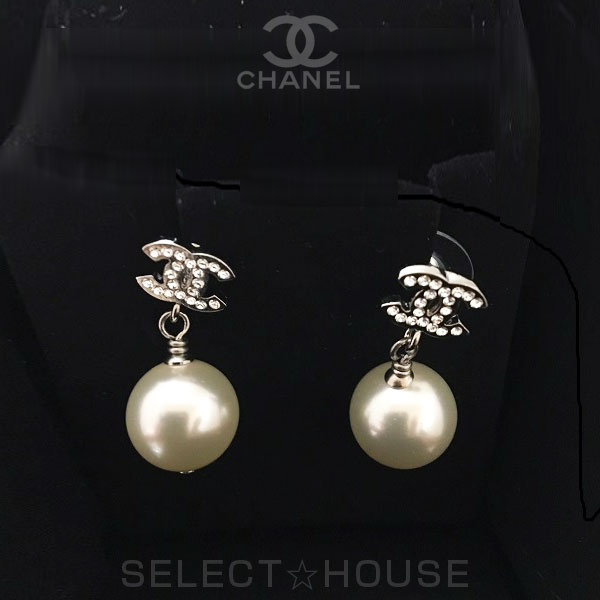 【オシャレ偏差値アップ♡】CHANEL ロゴ パール ピアス 楽天市場】シャネル パールピアス(レディースジュエリー