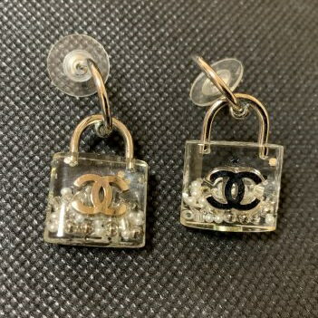楽天市場】CHANEL ピアス(カラー透明)の通販 楽天市場】CHANEL ピアス(カラー透明)の通販