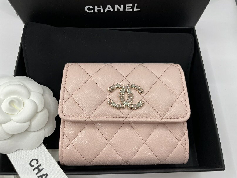 新作【新品】シャネル財布 ミニCHANEL シャネルSELECTHOUSE☆セレクトハウスビジュー付き三つ折り財布 【正規店直接買付品】国内即発送OK ギフト 誕プレ 記念日 クリスマス 母の日