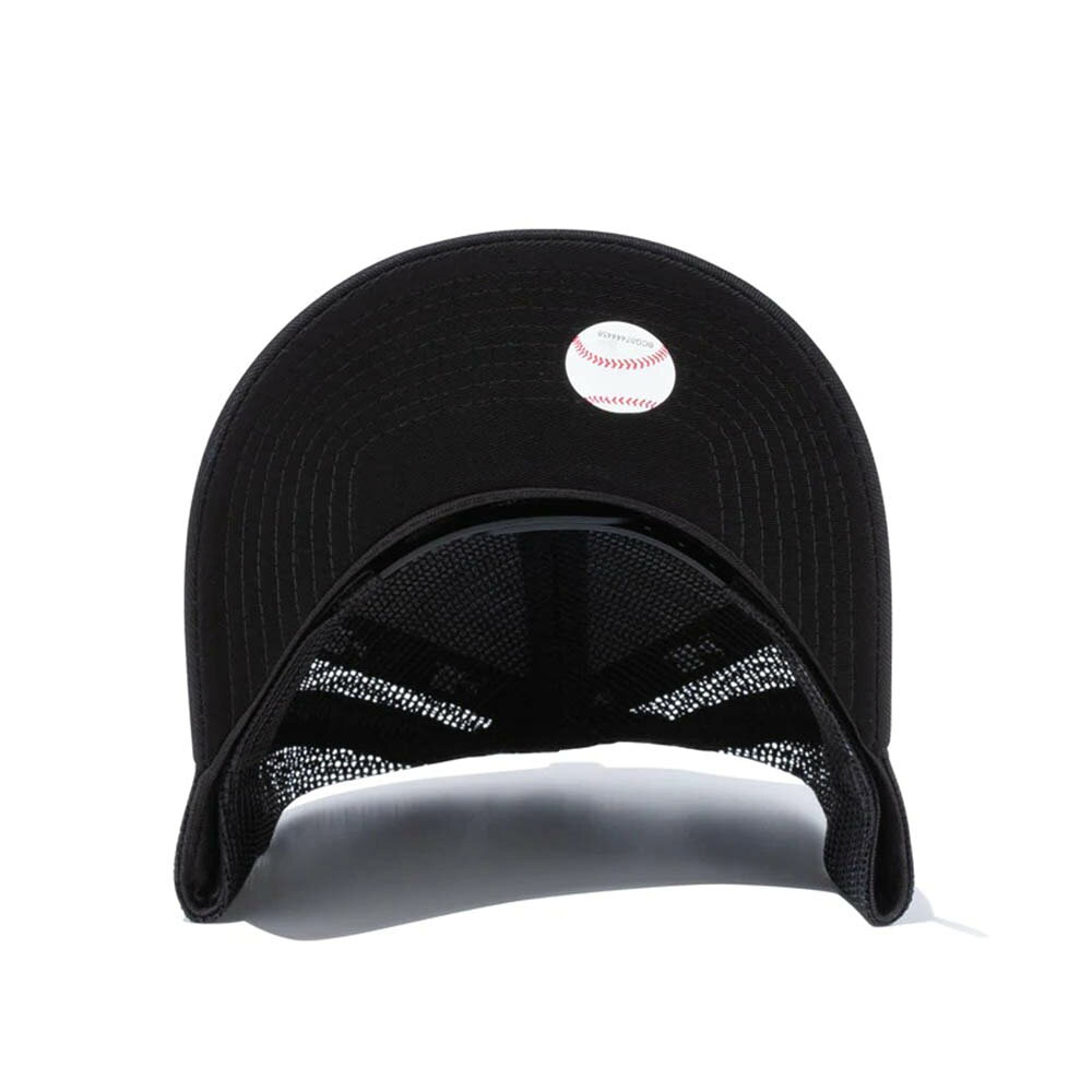 映画エンタメショップ SELECTIONのMLB ヤンキース メッシュキャップ 9FORTY A-Frame トラッカー メッシュ Cap ニューエラ/New Era ブラック ホワイト｜アングル2