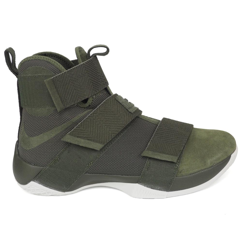 ナイキ レブロン/Nike LeBron ソルジャー 10 SFG Soldier 10 SFG カーゴカーキ バッシュ