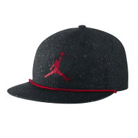 ナイキ ジョーダン/NIKE JORDAN キャップ/帽子 プールサイド ハット ブラック BV5311-010 - 
クールにキマる！ジョーダンCAPが新入荷！
