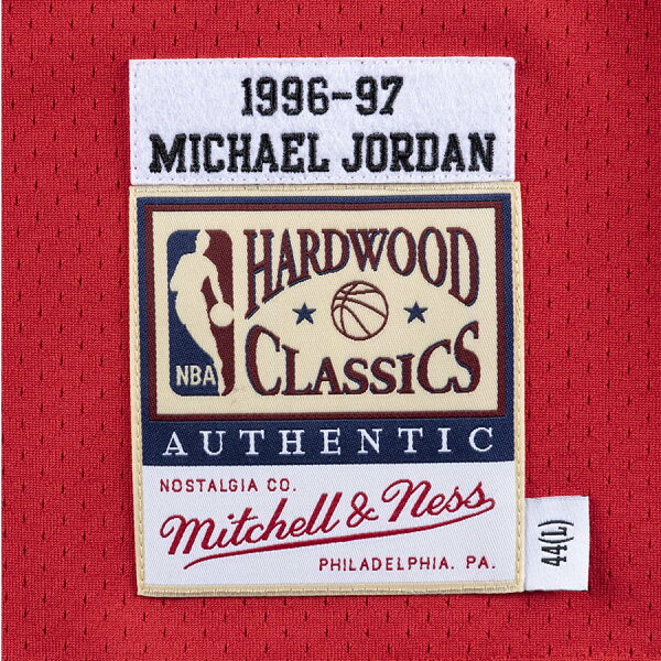 NBA マイケル・ジョーダン シカゴ・ブルズ ユニフォーム 1996-97 ゴールドロゴ Authentic ミッチェル＆ネス/Mitchell & Ness レッド