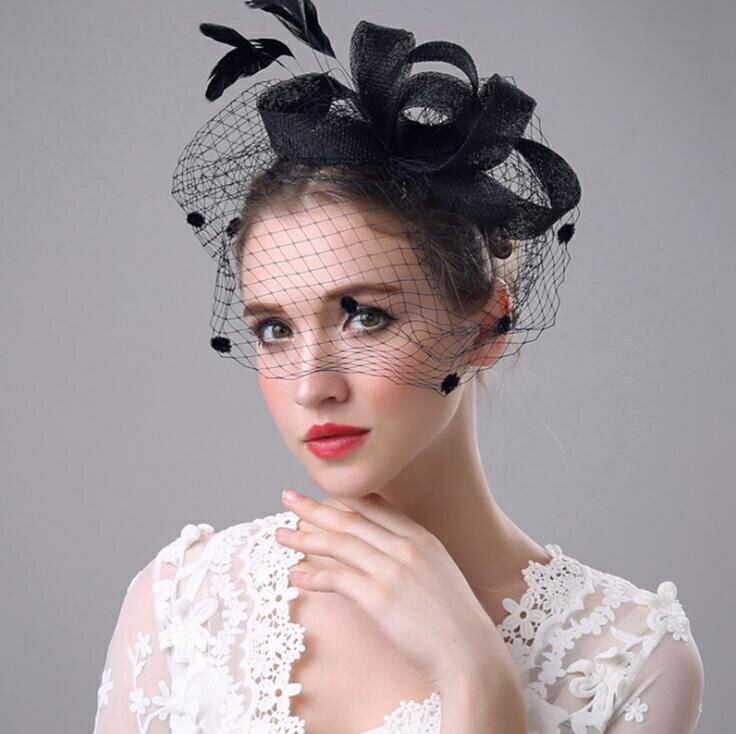 ウェディングヘッドドレス レディース髪飾り 婦人 チュール付きカチューシャ フェザー 結婚式 披露宴 パーティー 二次会 女子会 お呼ばれ 撮影用前撮り 舞台 演歌 余興 忘年会 新年会 お洒落 エレガント 7色