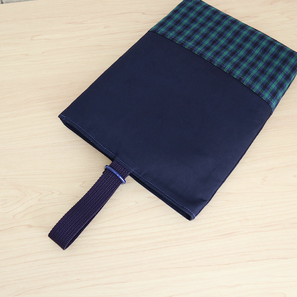 緑チェック 紺 タータンチェック シューズケース / 上履き入れ マチあり シューズバッグ マチあり 入園入学 ハンドメイド 通園 通学 男の子 女の子 おしゃれ シンプル かわいい 『ハンドメイドバッグ』『ハンドメイド作品』