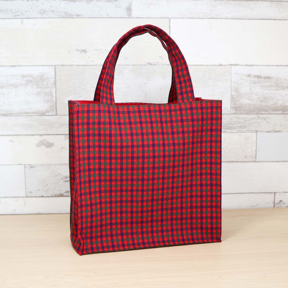 ミニ 赤チェック 赤 ポケット付き 紙袋型トートバッグ／サブバッグ／タータンチェック／四角いトート 紙袋風 大人ナチュラル 上品かわいい お出かけにも便利 『ハンドメイドバッグ』『ハンドメイド作品』