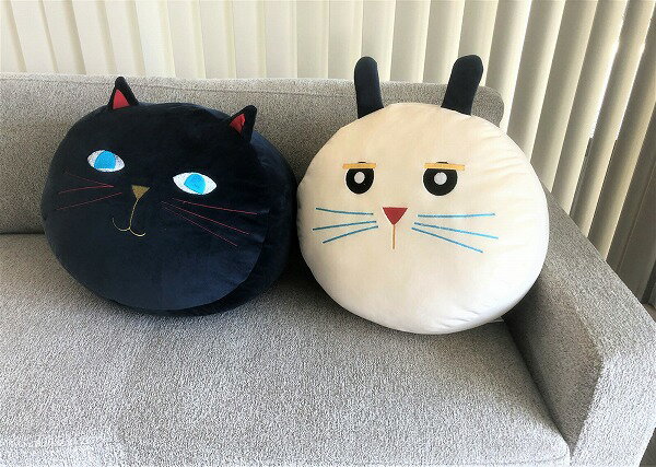 【もふもふ】クッション 丸 カラフルうさぎ うさぎ Plune .38cm円形×厚み16cm　ラ...