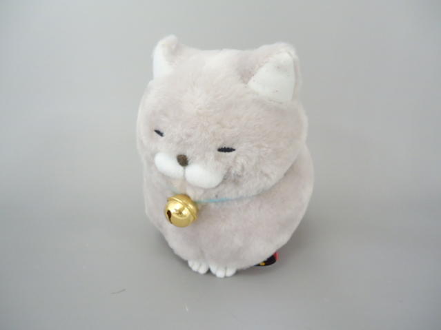 【PLUSmm】【アミューズ正規品】ひげまんじゅう ST ほとけ 約13cm （ネコ ねこ 猫 キャット 人形 玩具 おもちゃ ぬいぐるみ キャラクターグッズ）（楽天ランキング受賞 ぬいぐるみ ネコランキング 3位 2016/7/26集計日 7/27更新日 デイリー）