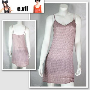 【e.vil/イーヴィル】LOVE柄キャミソールワンピ（ピンク・PNK）/レディース【インポート】【セレカジ】【正規品】