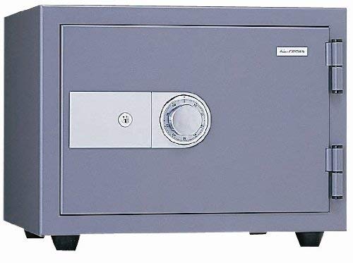 ◆商品名：日本アイエスケイ 金庫 ダークグレー 幅50.4 【日本製】 スーパーダイヤル式 耐火金庫 アラーム機能付き KMX-20SDAサイズ:幅50.4×奥行45.8×高さ39.2cm内寸:幅34.8×奥行25.7×高さ21.4cm内容積:20L解錠方法:ダイヤル錠+リバースブル錠(ダイヤル解錠後、リバーシブル錠での解錠が必要)原産国:日本daysmarket-ny00 チョコ、プレゼント、ネクタイ、靴下、豆、節分、お面、鬼、恵方巻き バレンタイン