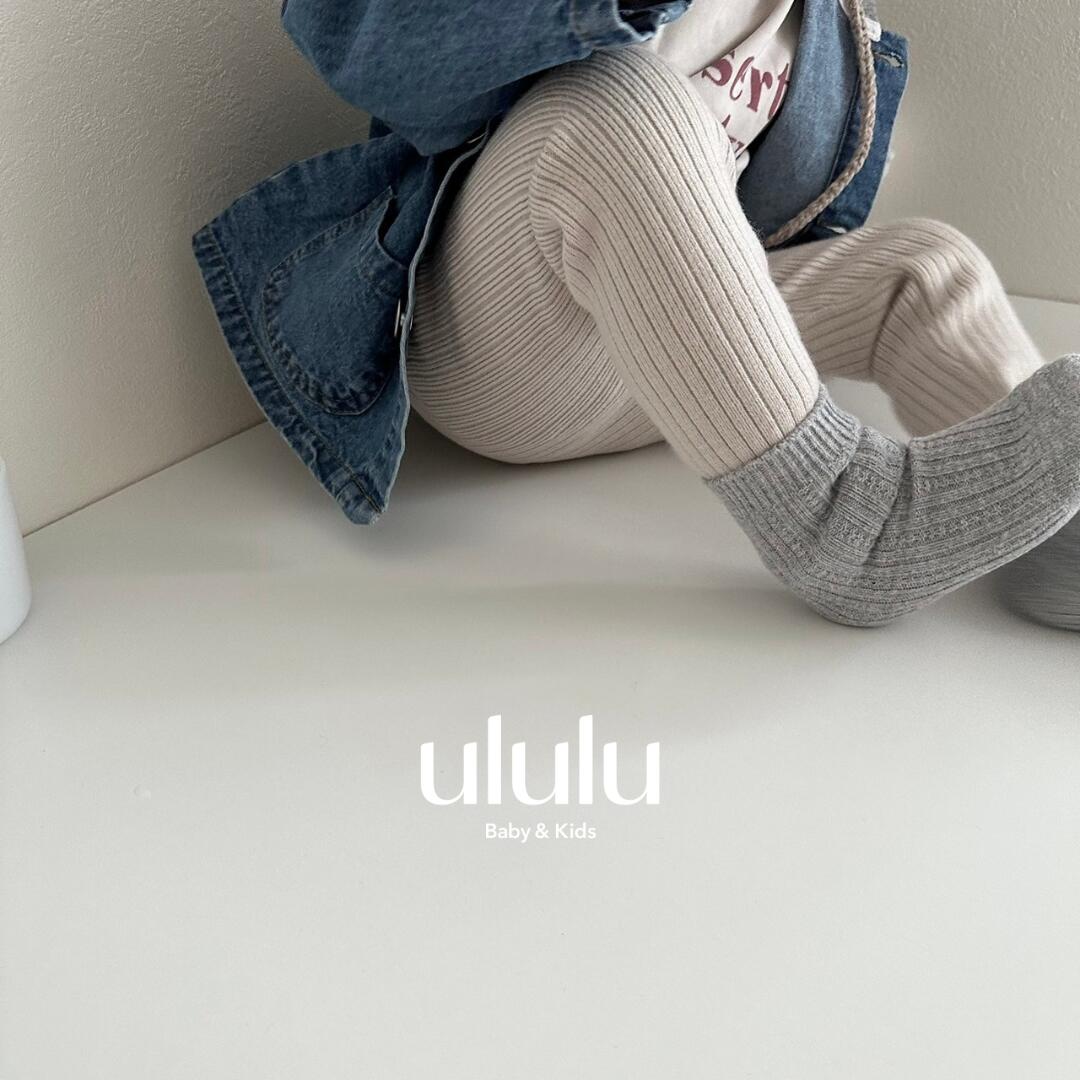 《初売りSALE価格 2,750円→1,375円》【送料無料】lib knit leggings ベビー服 女の子 男の子 ululu レギンス キッズ 韓国 こども服 スタイ シンプル おしゃれ 人気 ナチュラル オシャレ かわいい プチプラ 安い 韓国子供服 ギフト　boy90-120 福袋のサムネイル