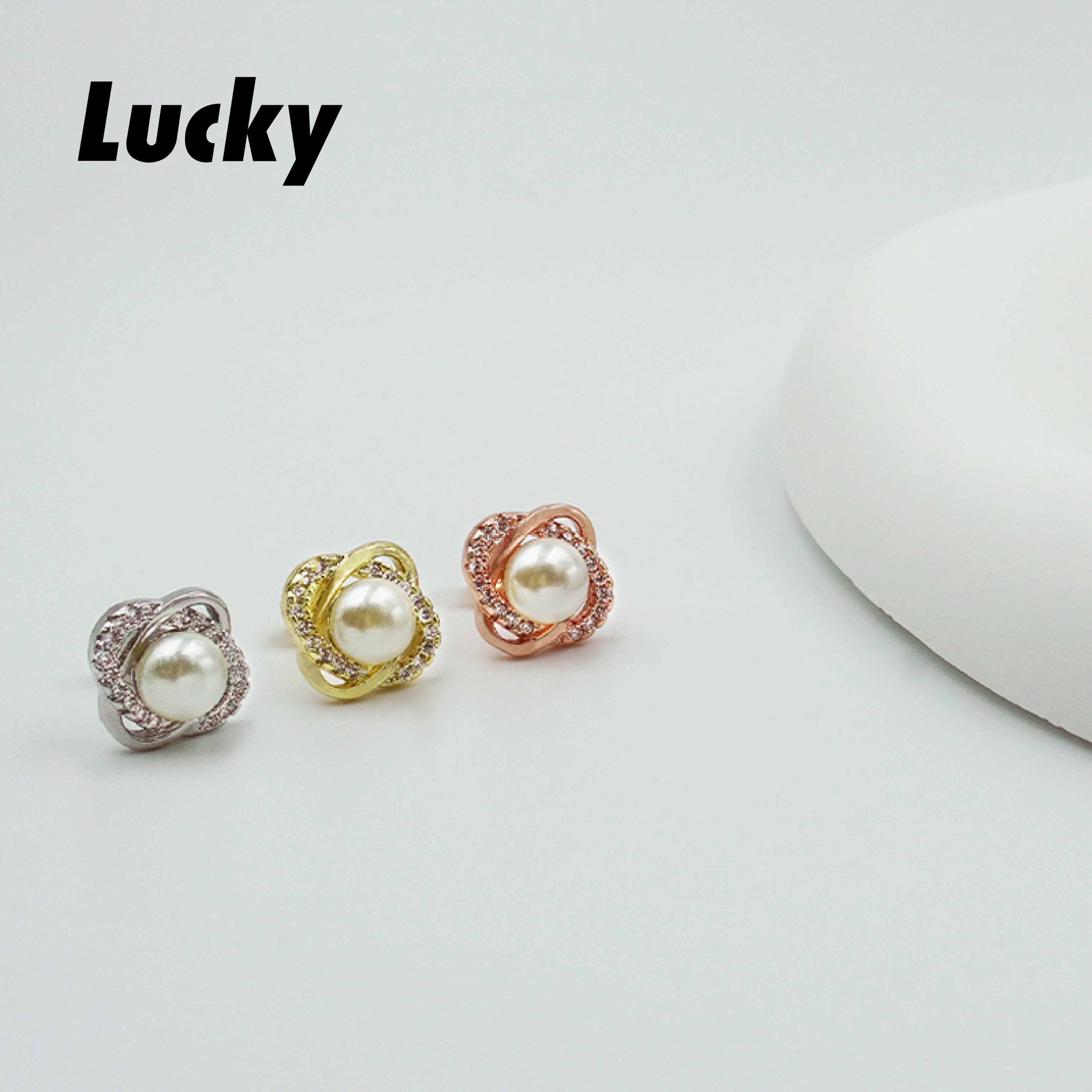 【在庫一掃★P10+10%OFF】ピアス 送料 無料 ピアス レディース 花 ファッション 両耳セット 淡水パール ピアス 金属アレルギー つけっぱなし ピアス...