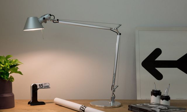 トロメオ テーブルランプ シルバー Tolomeo Table (アルテミデ・Artemide) 【送料無料】【P5倍】1／11 1:59迄 【ポイント5倍】 sempre-18972084 SEMPRE (インテリア家具・雑貨) サンプル画像2