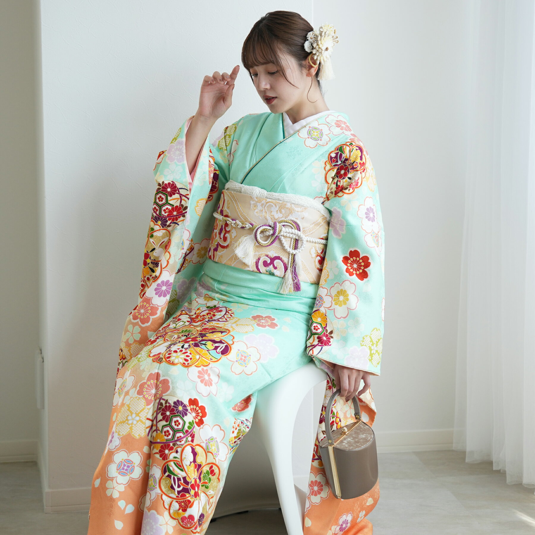 【レンタル】振袖 成人式【往復送料無料】女性 振袖セット 着物 女 成人式振袖セット 結婚式 振袖＆袋帯 フルセットレンタル 安い レトロ 大正浪漫 【振袖20点セット 正絹 アンティーク 絵羽 水色】新品足袋プレゼント