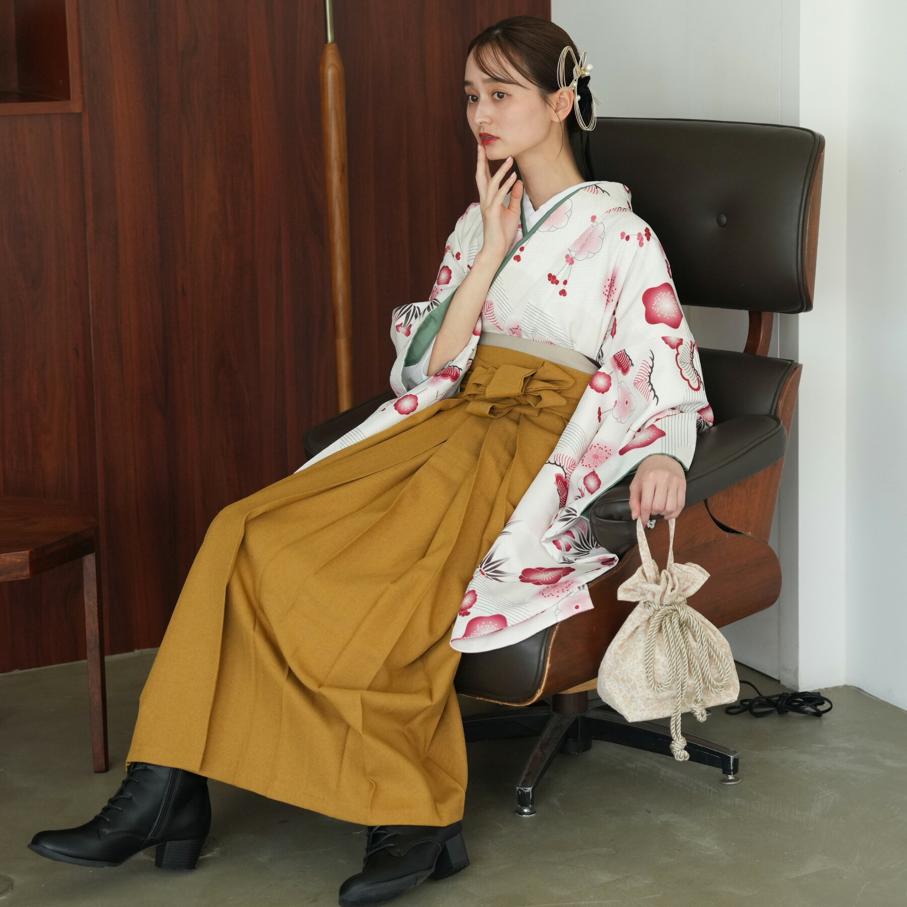 【レンタル】【ひよこ商店 袴 17点セット 元禄梅模様 白】二尺袖着物 はかま フルセット 卒業式 大学生 専門学生 レディース 女性 大人 袴91cm(身長153-158cm)足袋プレゼント 重ね衿縫い付済 往復送料無料