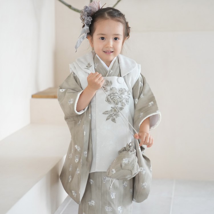 【レンタル】 往復送料無料 七五三セット JILL STUART / ジル・スチュアート 着物 フルセット 日本製 被布セット 88cm-105cm前後 茶系 ...