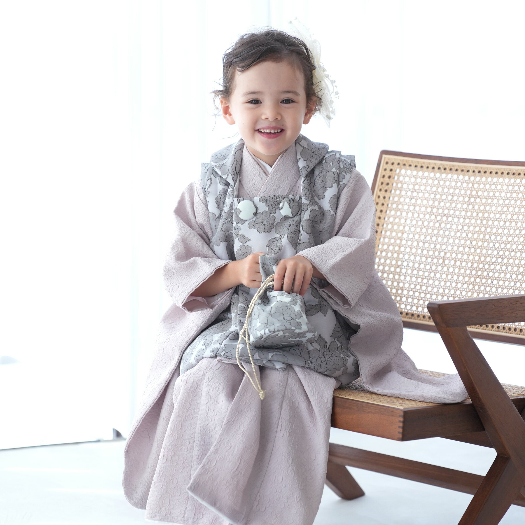 【レンタル】 往復送料無料 七五三セット utatane 88cm-105cm前後 七五三 3歳 着物 フルセット 花 被布セット グレー系 子供 kids ラ...