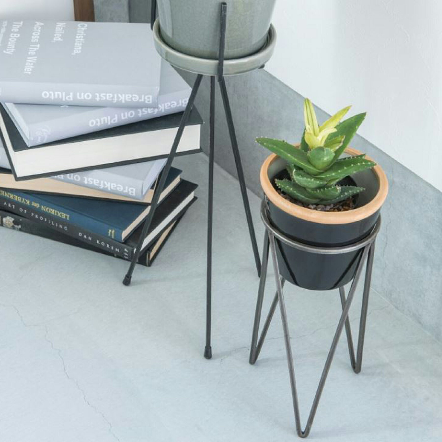 ポッドスタンド 観葉植物スタンド 鉢スタンド 植木鉢 4号鉢推奨 ガーデニング グリーン 観葉植物 ベランダ インテリア 花 プランター アイアン シルバー ブラック ナチュラル 北欧 インダストリアル シンプル 通気性 おしゃれ モダンリビング