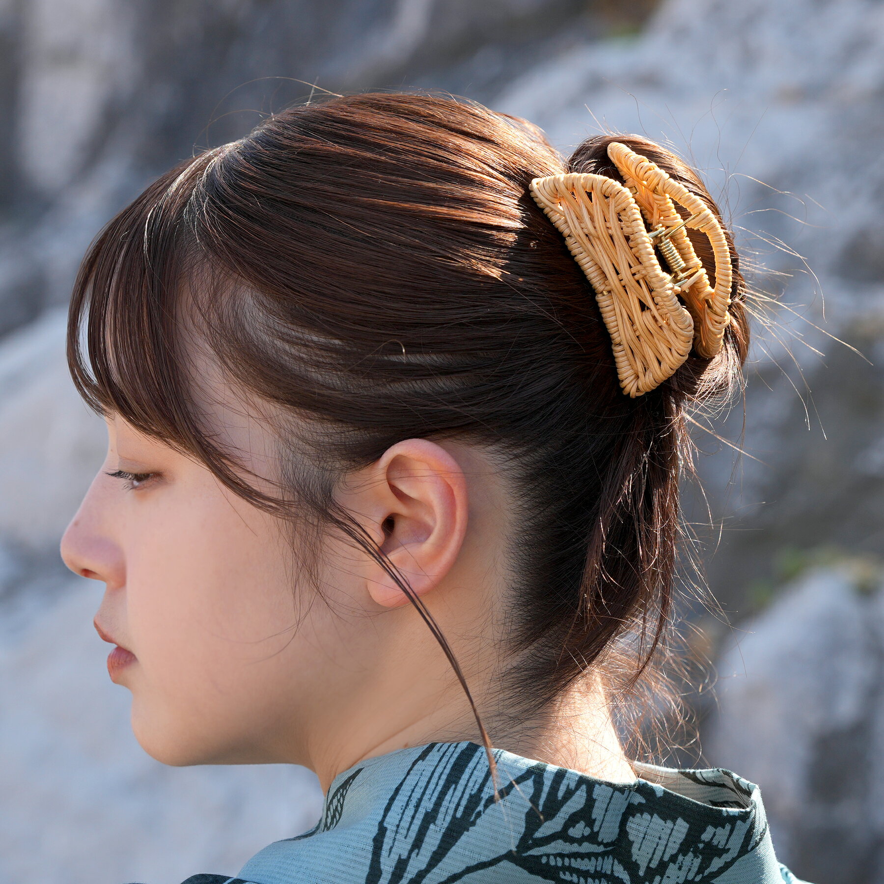 【utatane 籐ハーフムーンヘアクリップ バンスクリップ ラタンウィッカー 籐編み 単品】ヘアアクセ 髪飾り ハンドメイド 天然素材 ボヘミアン ミッドセンチュリー フラワームーブメント 春 夏 カジュアル 浴衣 着物