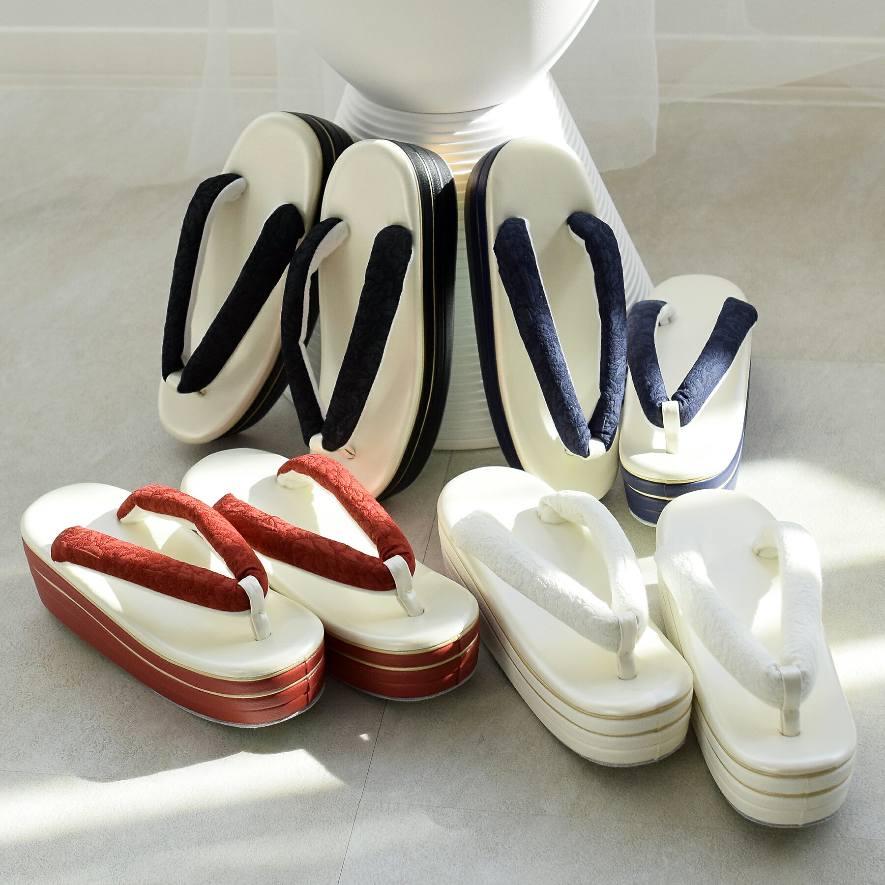 【ローズジャガード 草履 単品】厚底 痛くない ヒール 成人式 振袖 フリーサイズ（約23.0-24.5cm） 礼装 フォーマル 黒 白 赤 ネイビー 紺 着物 和装 レディース 結婚式 ママ振袖