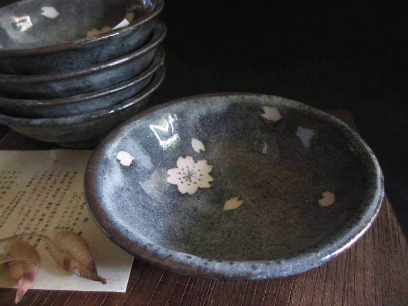 取皿■玉山窯 監修玉置保夫 鼠志野 桜絵 取皿 (1皿) ギフト 和食器