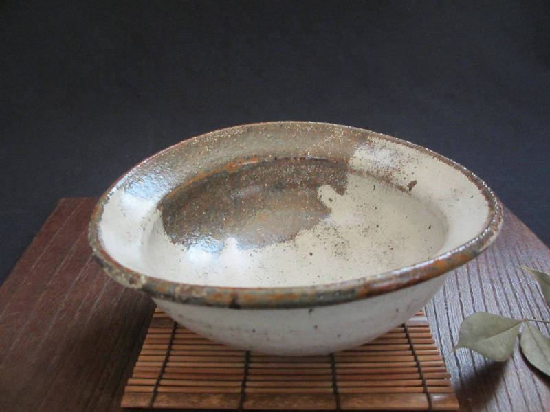 小鉢 ■ 浜田純理作 (陶号・露人) 窯変 粉引 小判小鉢 ギフト 和食器