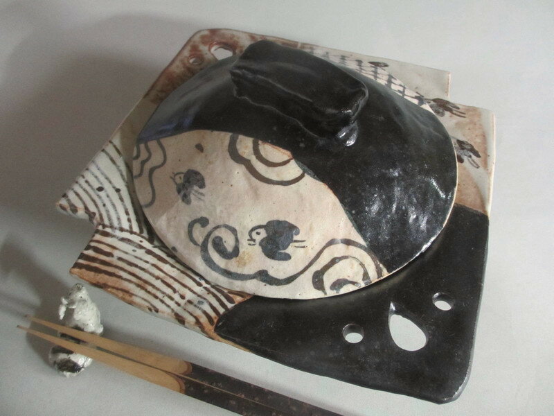 土鍋 ■ 佐藤和次作 黒織部 蟹絵 土鍋 (四角隅切型)(2人用) 【和食器】【ギフト】