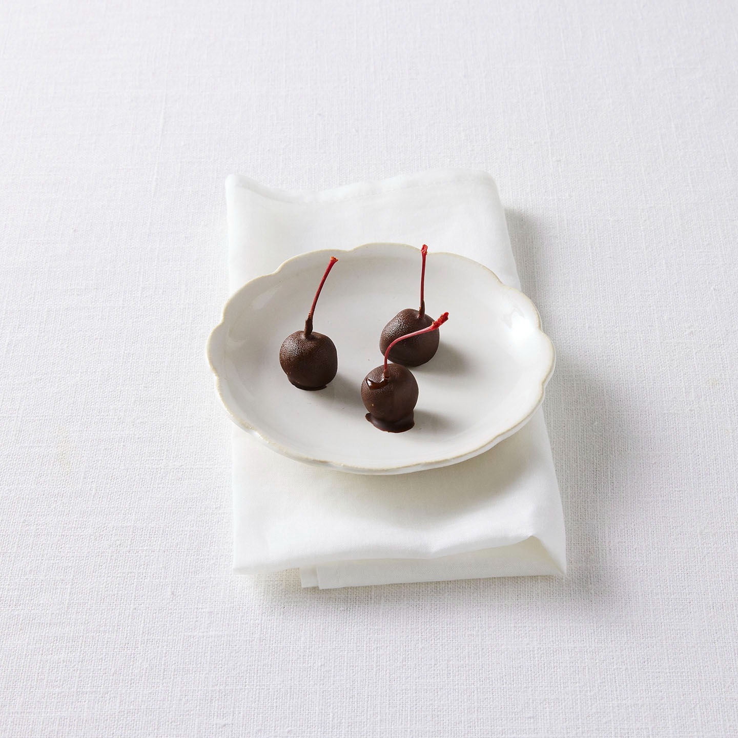 広末裕子 ソーサー ティーカップ ソーサー セラミック カトラリー ホワイト 白 陶器 皿 陶芸家 作家 熊本 阿蘇 茶道具 お買い物マラソン プレゼント ギフト