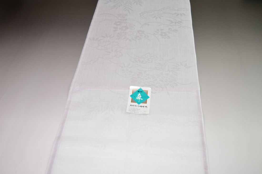 滋賀麻工業 白色麻紋紗麻混長襦袢 雲と草花柄 No813ポリエステル65% 麻35％ 36cm 10m 未仕立て 襦袢反物 襦袢反物 単衣時期にオススメ うすもの 夏物 麻着物 普段着 近江麻 滋賀麻 春から秋の3シーズン 未仕立て 【キモノ仙臺屋このみ長襦袢】