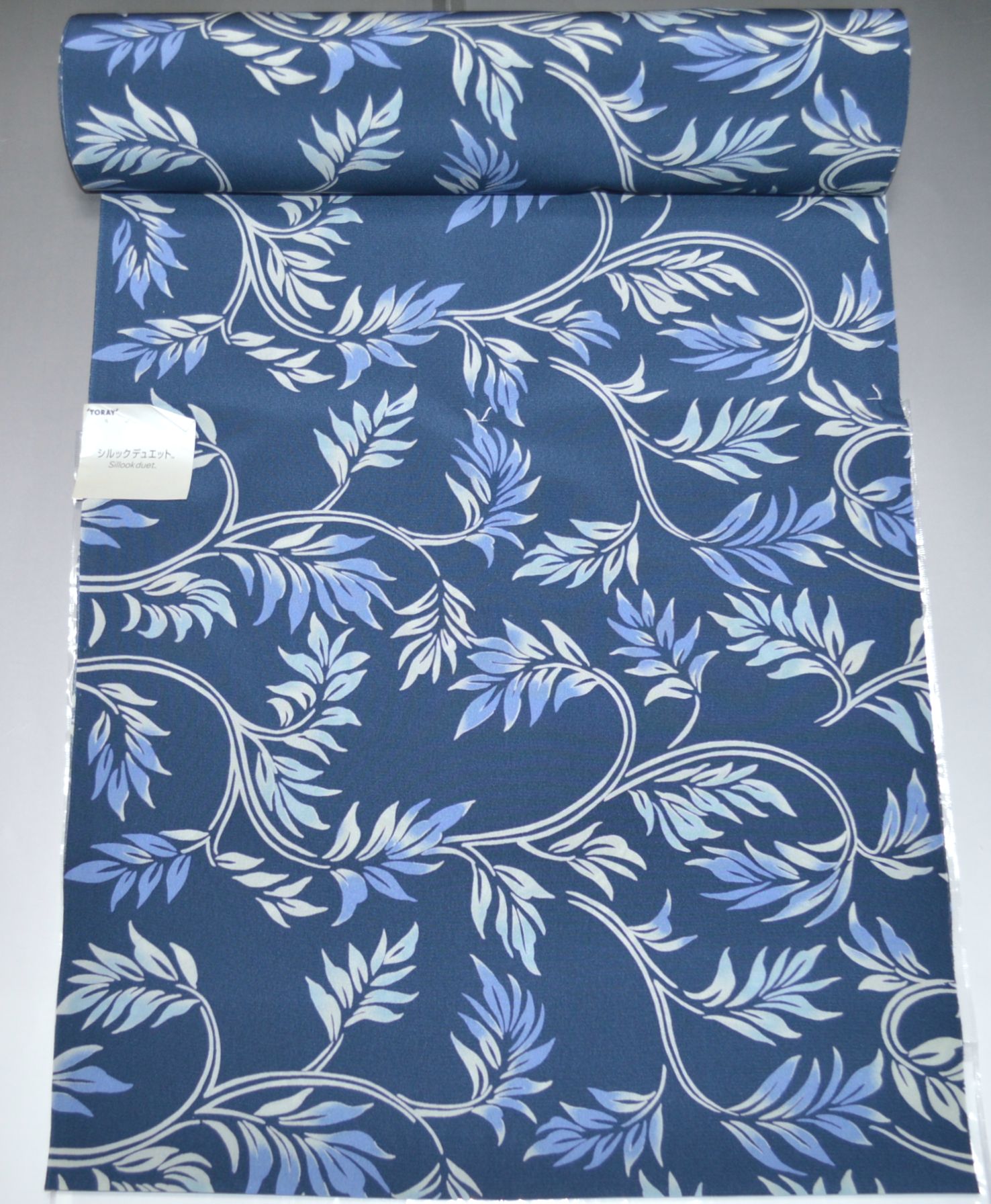 TORAY シルックデュエット色長襦袢 No.6139 紺色系統 日本製 37センチ×12メートル パウダー調のまろやかなタッチ 未仕立て・襦袢反物 お洒落用 長襦袢の反物 新品 【 反物販売 】【キモノ仙臺屋このみ長襦袢】