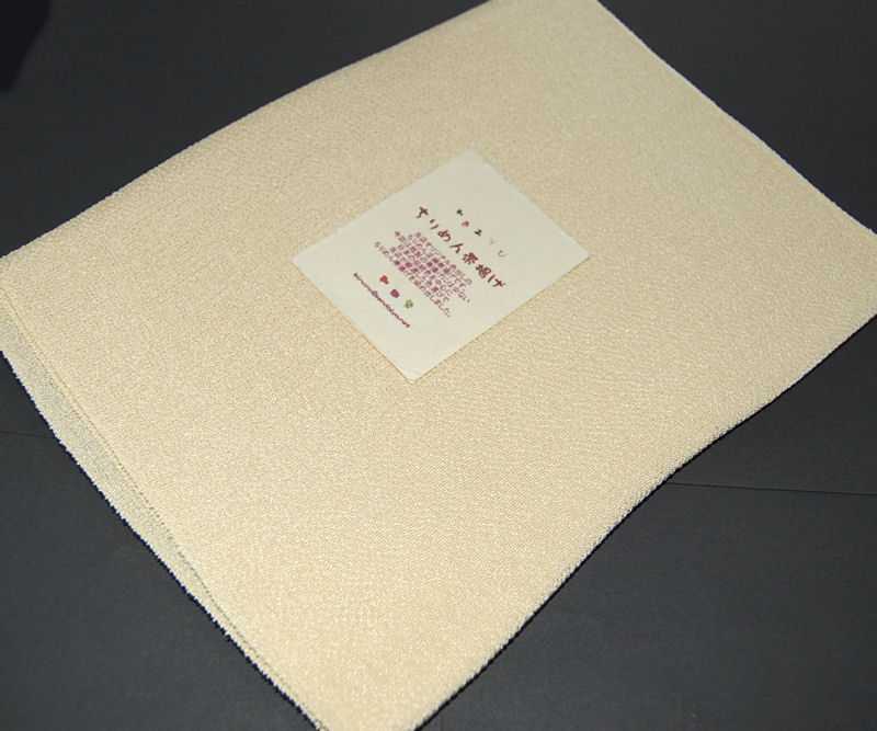 亜麻色 あまいろ とは 伝統色のいろは