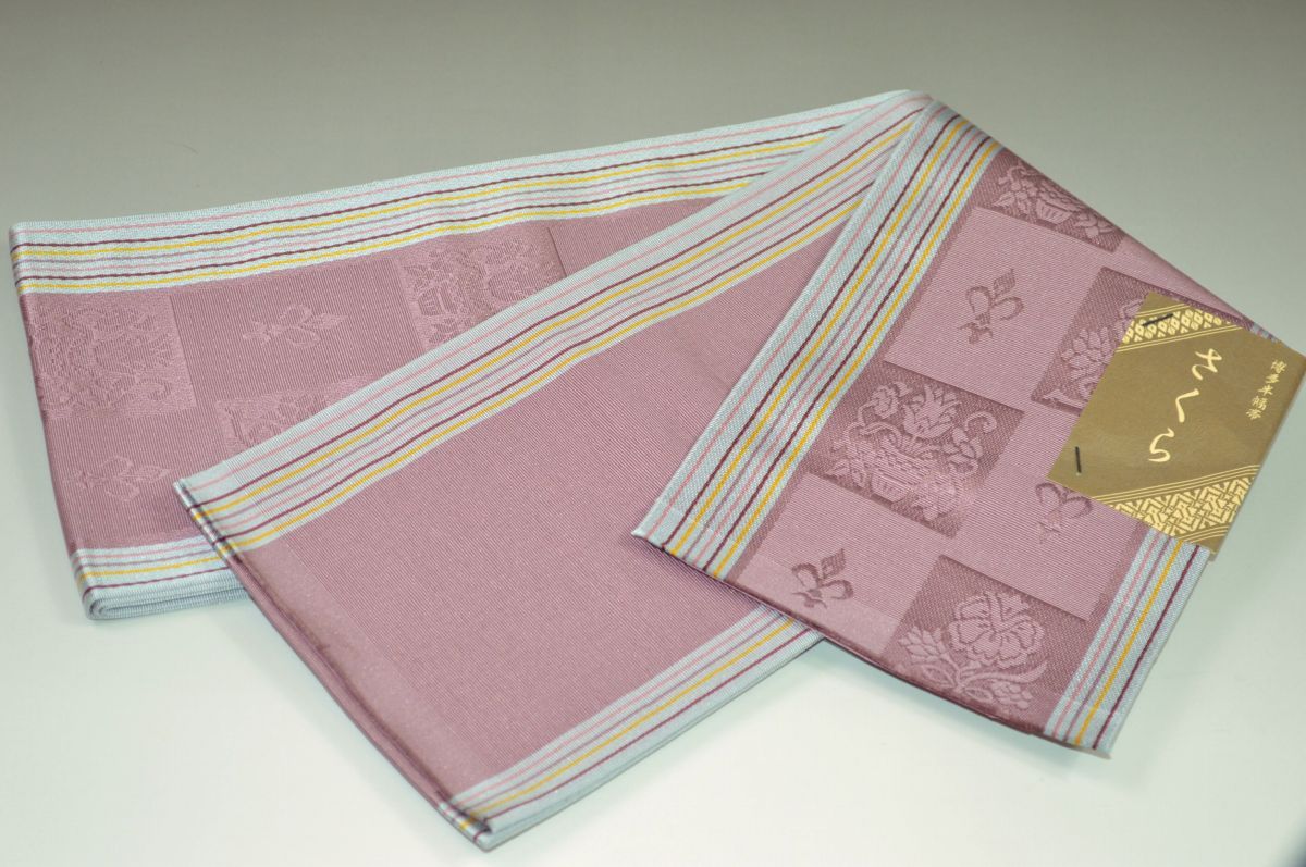 【送料無料】【二口 森博多織謹製】 博多小袋帯 正絹タイプ 半幅帯 No.7035 普段きものに◎の半幅帯 本場 筑前博多 小袋帯 長さ：約360cm 巾：約15cm 素材：絹100％ 半巾帯 四寸帯 細帯 半幅帯 正絹半幅 博多織 本筑帯 博多半巾帯 博多半幅帯 浴衣 ゆかた 袴下帯 木綿 つむぎ