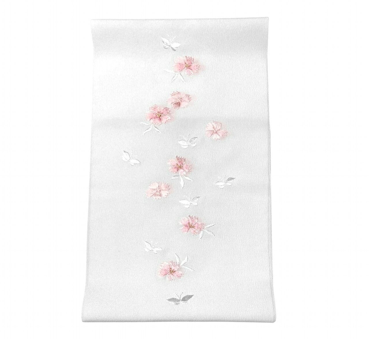 　　晴れの日の装いを、ワンランク上の美しさへ 衿元にさりげない高級感を添える華やかな刺繍半衿です。 振袖・訪問着・付下げなど幅広いお着物に合わせやすく、重ねるだけで華やかさがぐっとアップ！ お色替え感覚で印象チェンジも楽しめます。 今だけのお買い得価格でご提供中！品質にこだわりたい方、初めての半衿にもおすすめの一品です。 No.10166 (地色白色) 素材 本体：ポリエステル100％刺繍：レーヨン糸 産地 日本製 着用可能きもの 振袖・訪問着・付下げ・踊り衣装・舞台衣装 など 【振り袖礼装向き和装小物コーナーはこちら】 【ご注意・備考】 ・大シミ、欠陥があった場合、一週間以内のお品の場合のみ返品対応させていただきます。※一週間を過ぎた場合は対応できかねます。 ・イメージ違い等の返品は不可とさせていただきます。 ・ディスプレイ、撮影時のカメラの関係上、画像と実物の色が多少異なる可能性がございます。ご購入後のお色が異なる等のキャンセルはお断りしておりますので、気になる方はご購入前に必ずご質問ください。