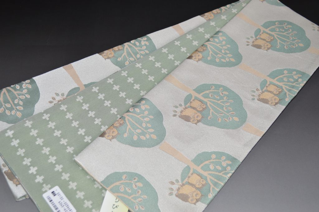 特選お洒落小袋帯-No.3034おりびと（半幅帯・織柄）お洒落着物・ゆかたにも◎日本製・サイズ長さ約390cm巾約16cm品質表示ポリエステル100％日本製【キモノ仙臺屋の和装小物特集】