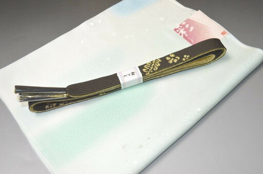 【送料無料】正装用にオススメ 平組金糸入り帯締め染め帯揚げセット No.22430 上品な京染 白地に雲取り文様帯揚げプレーナイト と白地にアクアマリン 空色 若緑 正絹 並尺 平組帯締め金銀糸使用 結婚式 入学式 卒業式 訪問着 色留め袖 色無地 帯締め帯揚げセット 【送料無料】正装用にオススメ 平組金糸入り帯締め染め帯揚げセット No.22430 上品な京染 白地に雲取り文様帯揚げプレーナイト と白地にアクアマリン 空色 若緑 正絹 並尺 平組帯締め金銀糸使用 結婚式 入学式 卒業式 訪問着 色留め袖 色無地 帯締め帯揚げセット