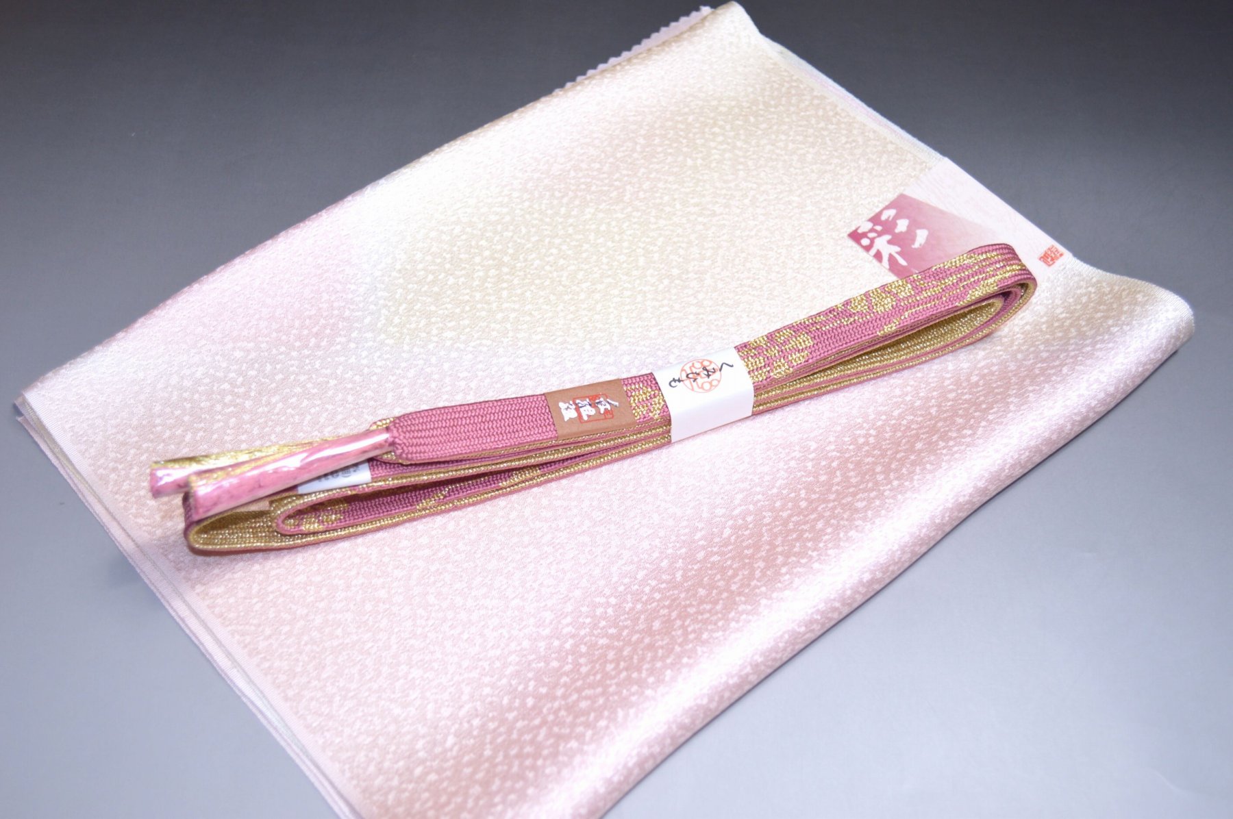 楽天市場】帯揚げ 帯締め セット 桜色の通販 楽天市場】帯揚げ 帯締め セット 桜色の通販